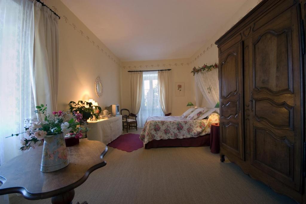 Le Castel Du Mont Boise Hotel Montboucher-sur-Jabron Стая снимка