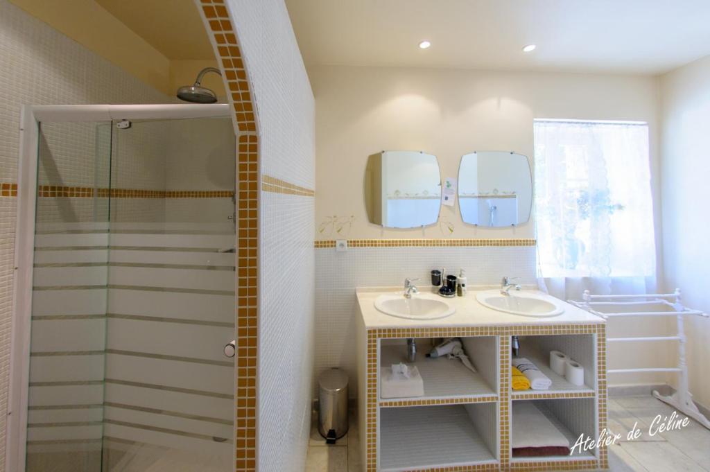 Le Castel Du Mont Boise Hotel Montboucher-sur-Jabron Екстериор снимка