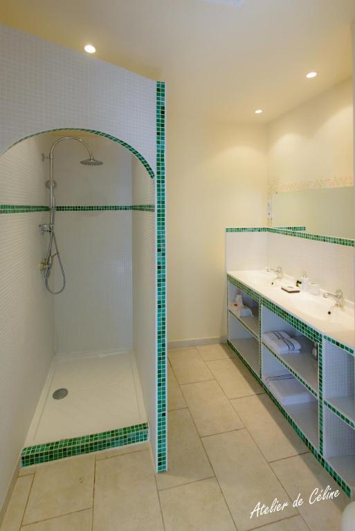 Le Castel Du Mont Boise Hotel Montboucher-sur-Jabron Екстериор снимка