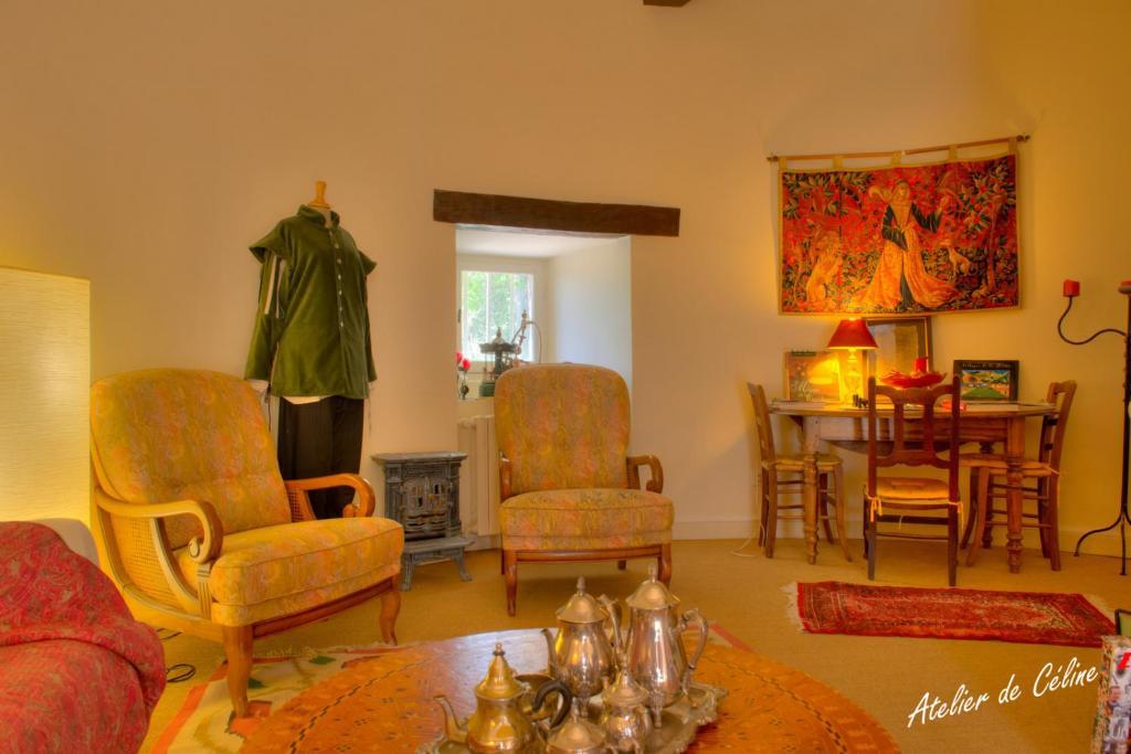Le Castel Du Mont Boise Hotel Montboucher-sur-Jabron Екстериор снимка